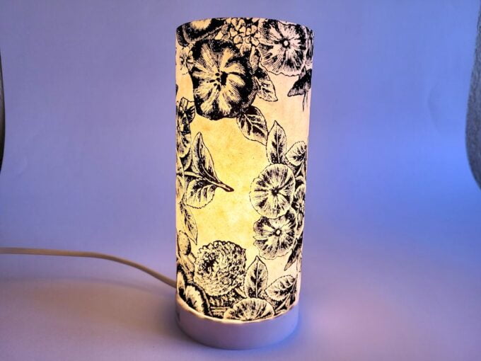 Lampe pivoines noire – Image 2